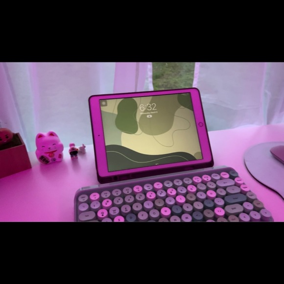 UBOTIE Green-Colorful Wireless Bluetooth Retro Keyboard - Picture 6 of 11